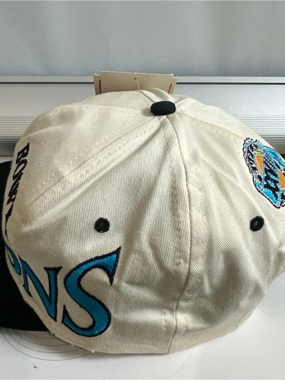 Vintage NWT Dallas Cowboys 'Back to Back Champions' White & Black Snapback Hat